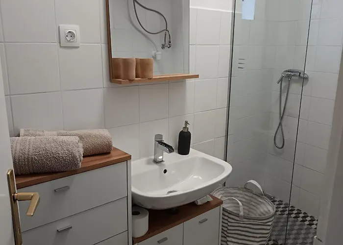 Apartament Tornac Vendeghaz